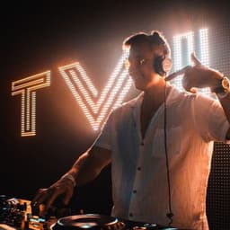 DJ ft. Tvlly image